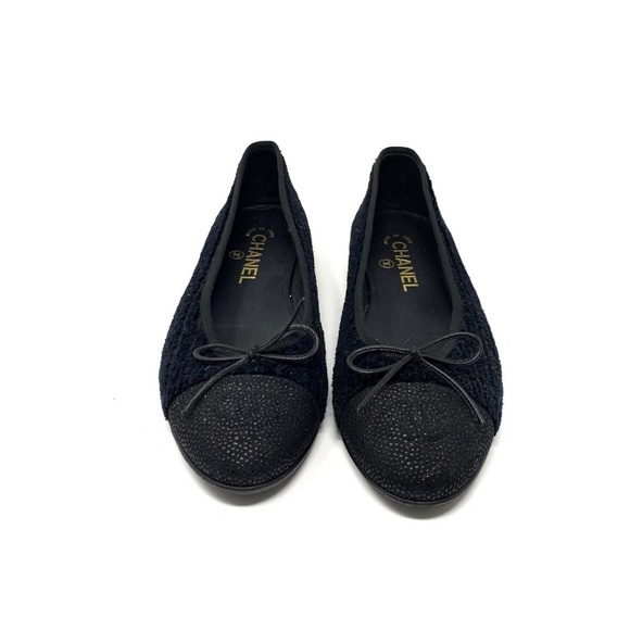 Chanel Velour Cap-Toe Flats - Picture 1 of 7